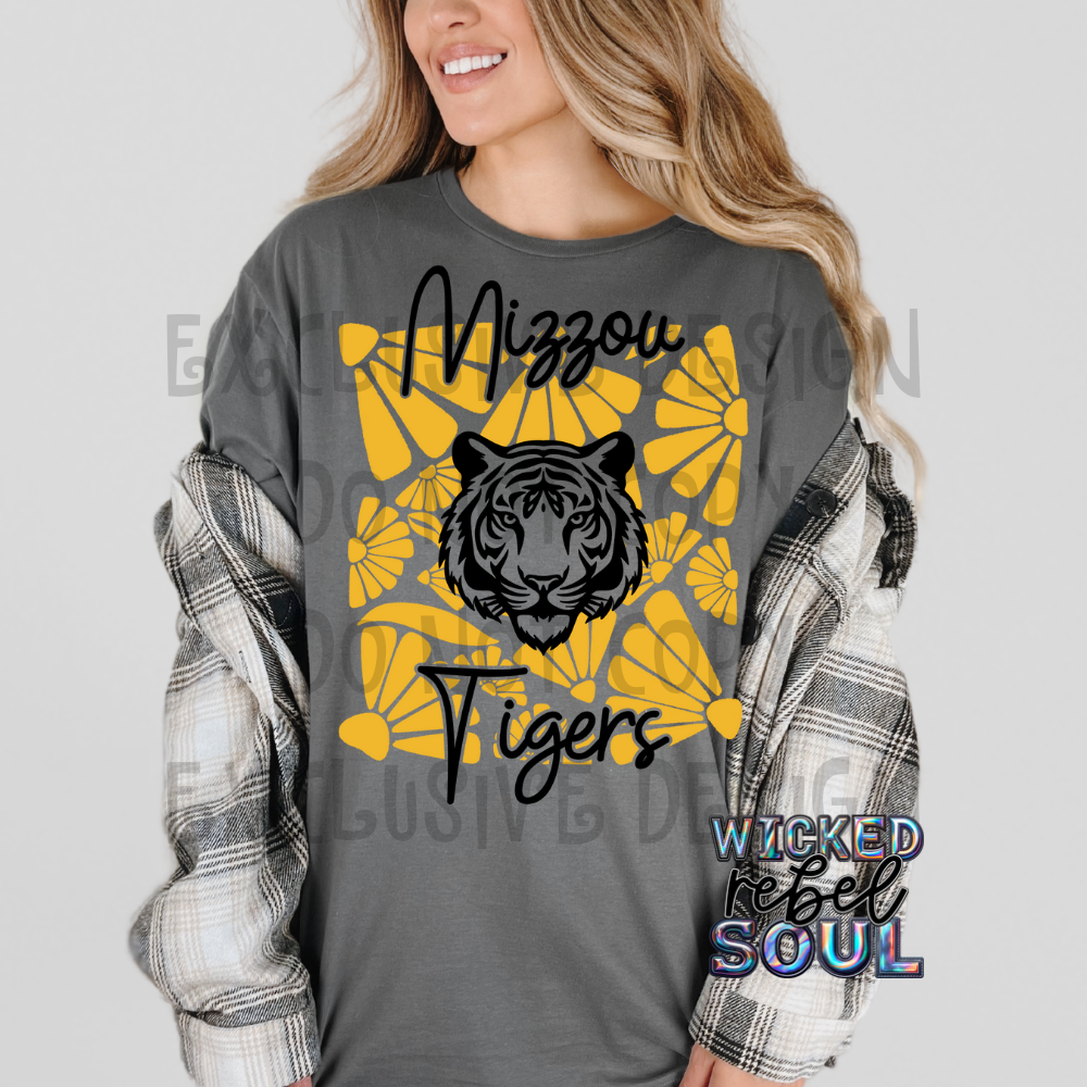 FOOTBALL TEAMS ; Retro groovy flowers EXCLUSIVE - DTF TRANSFER