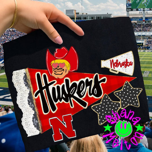 Huskers - lace pennant - DTF TRANSFER (SYM)
